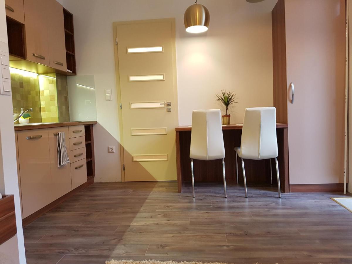 Embassy Studio Apartment Citypark Budapest Exterior photo